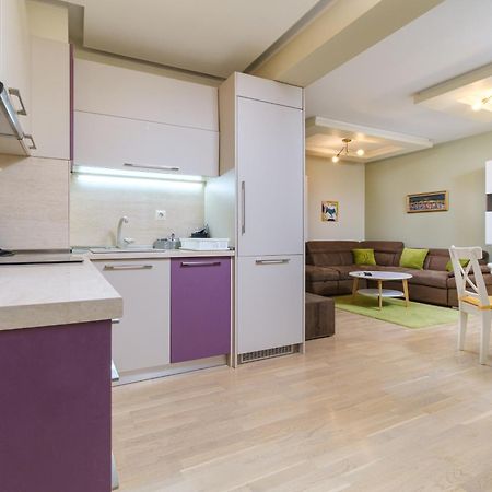 Riverside 2-Bedroom Apartment Plovdiv Buitenkant foto