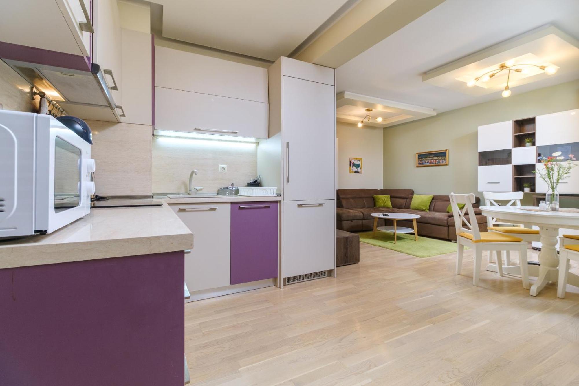 Riverside 2-Bedroom Apartment Plovdiv Buitenkant foto